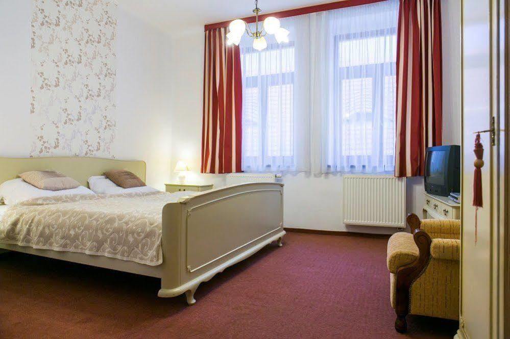 Pension U Tri Sedlaku Ceske Budejovice Dış mekan fotoğraf