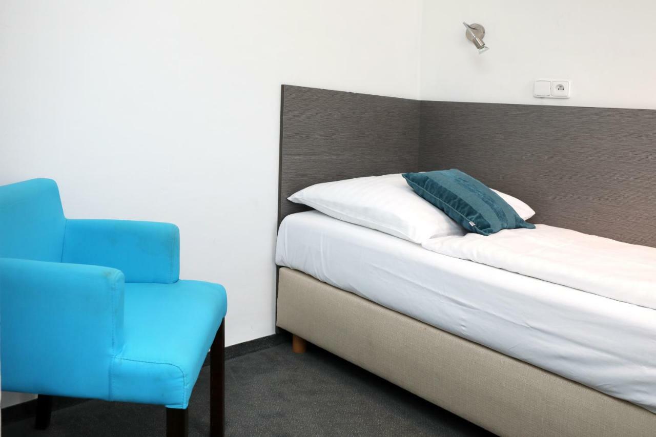 Pension U Tri Sedlaku Ceske Budejovice Dış mekan fotoğraf